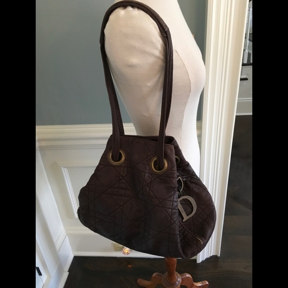 Gorgeous Christian Dior Bucket Bag. In soft Brown - Picture 1 of 11